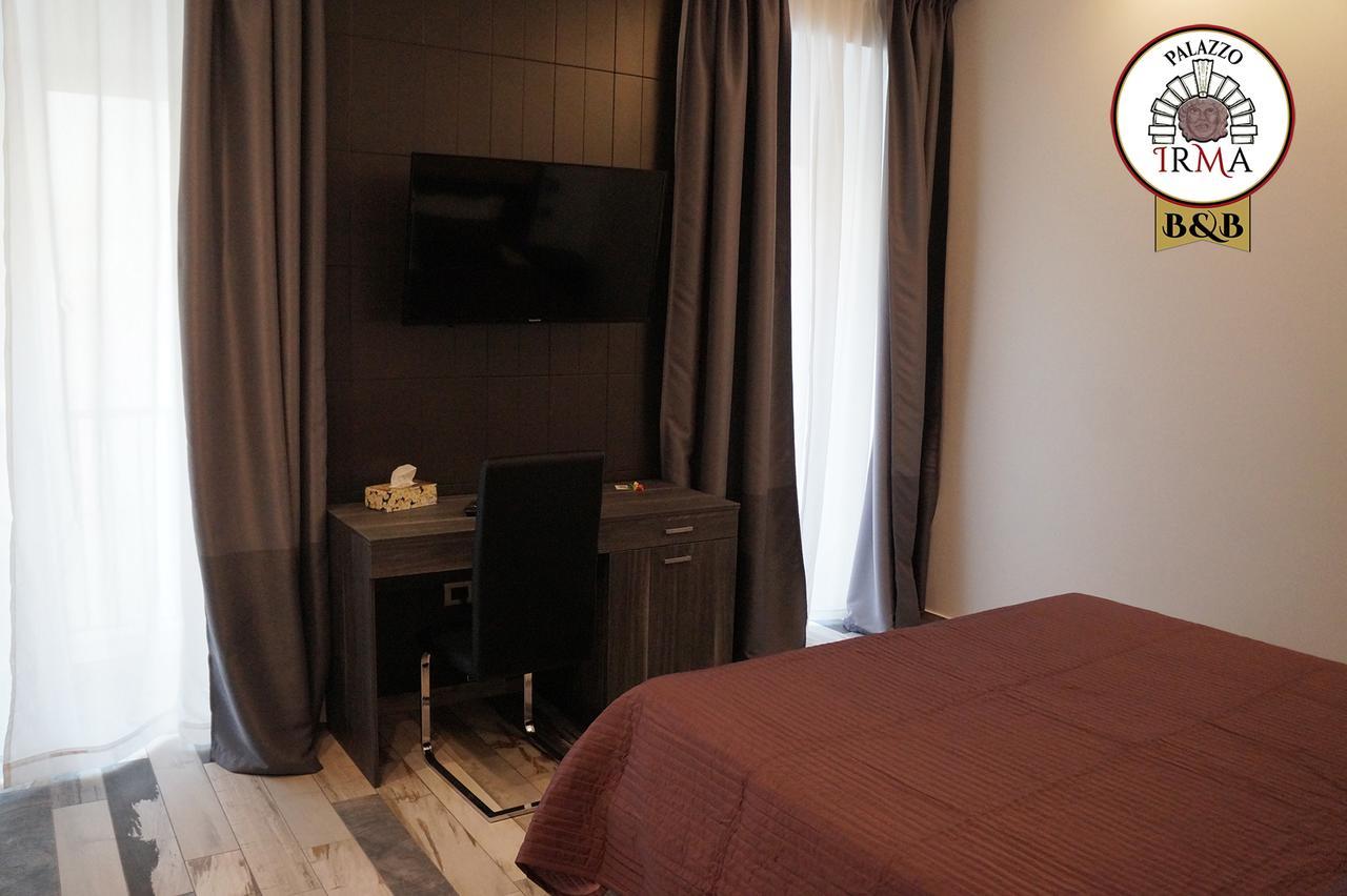 Palazzo Irma - Hotel - B&B Luxury วีโบ วาเลนเซีย ภายนอก รูปภาพ