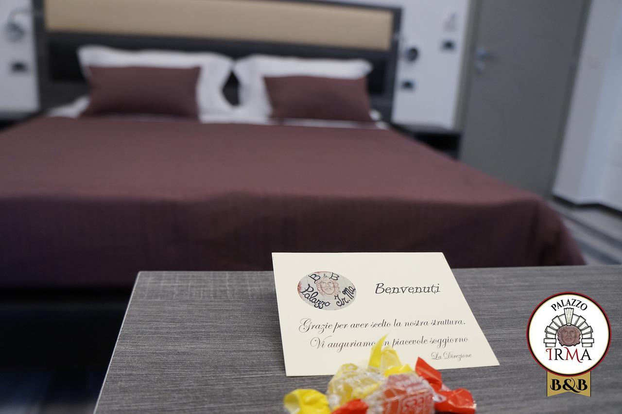 Palazzo Irma - Hotel - B&B Luxury วีโบ วาเลนเซีย ภายนอก รูปภาพ