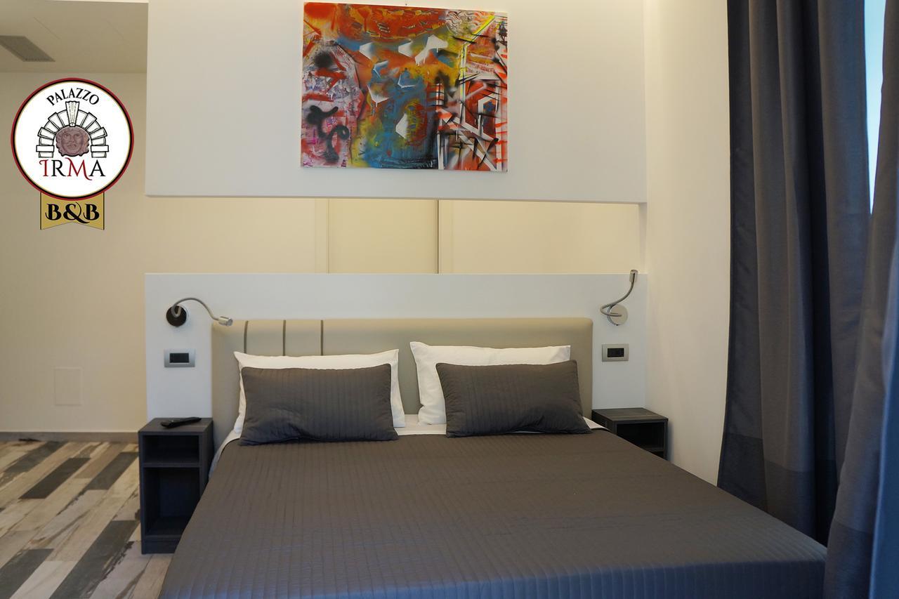 Palazzo Irma - Hotel - B&B Luxury วีโบ วาเลนเซีย ภายนอก รูปภาพ